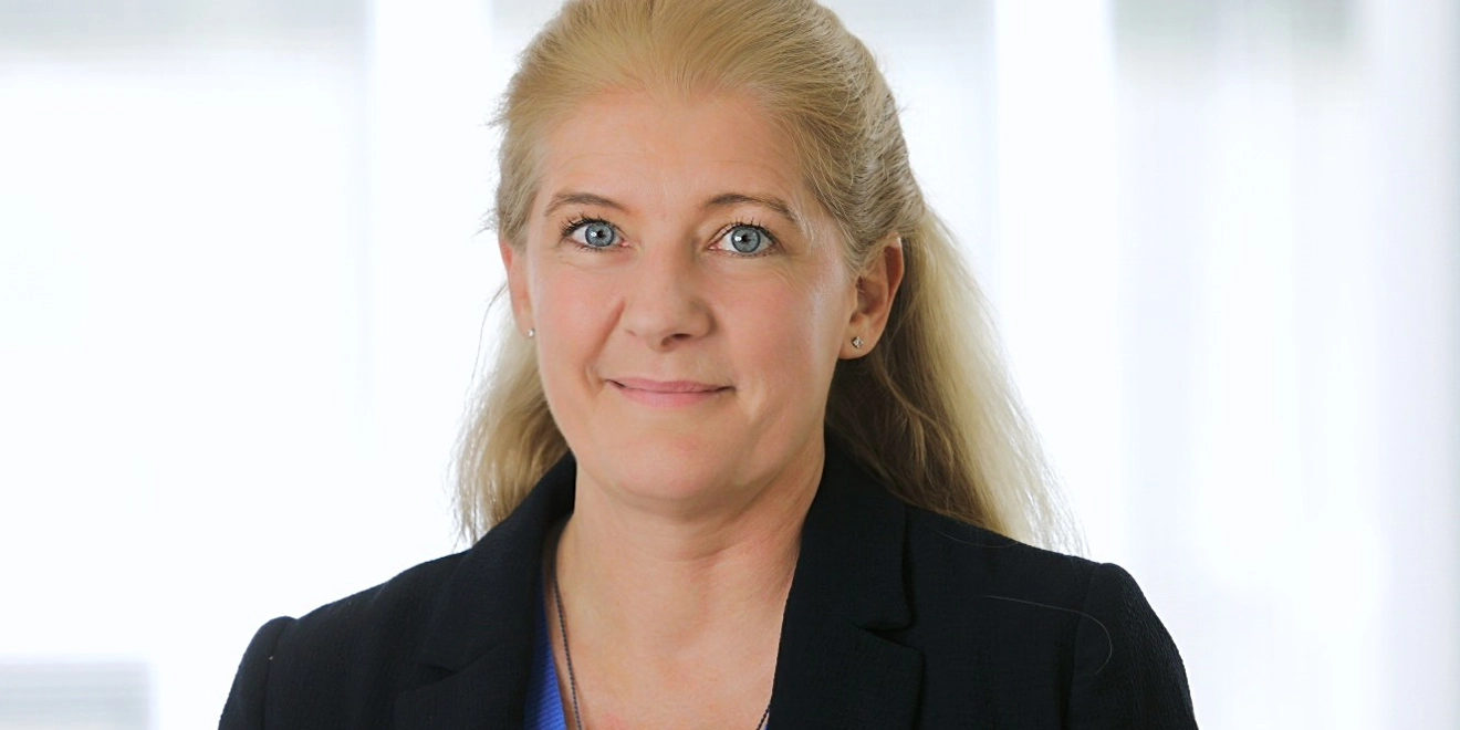 Valérie Wazé Naceur, Directrice Juridique
