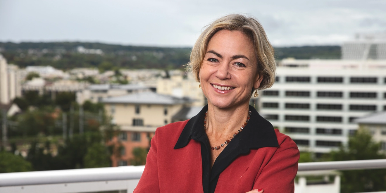 Valérie Barat Leonhardt, Directrice des Affaires Réglementaires