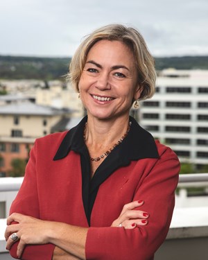 Valérie Barat Leonhardt, Directrice des Affaires Réglementaires